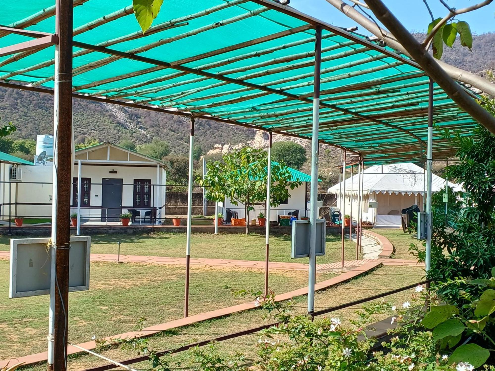 Shivir Aranya Hotel Alwar Bagian luar foto