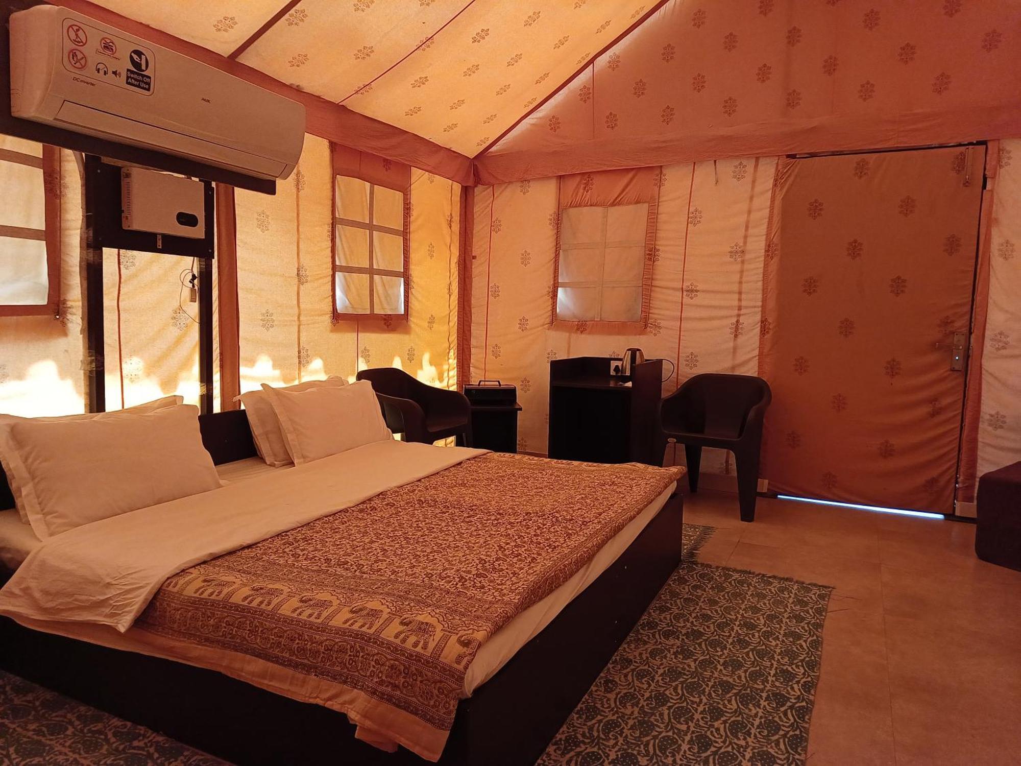 Shivir Aranya Hotel Alwar Bagian luar foto