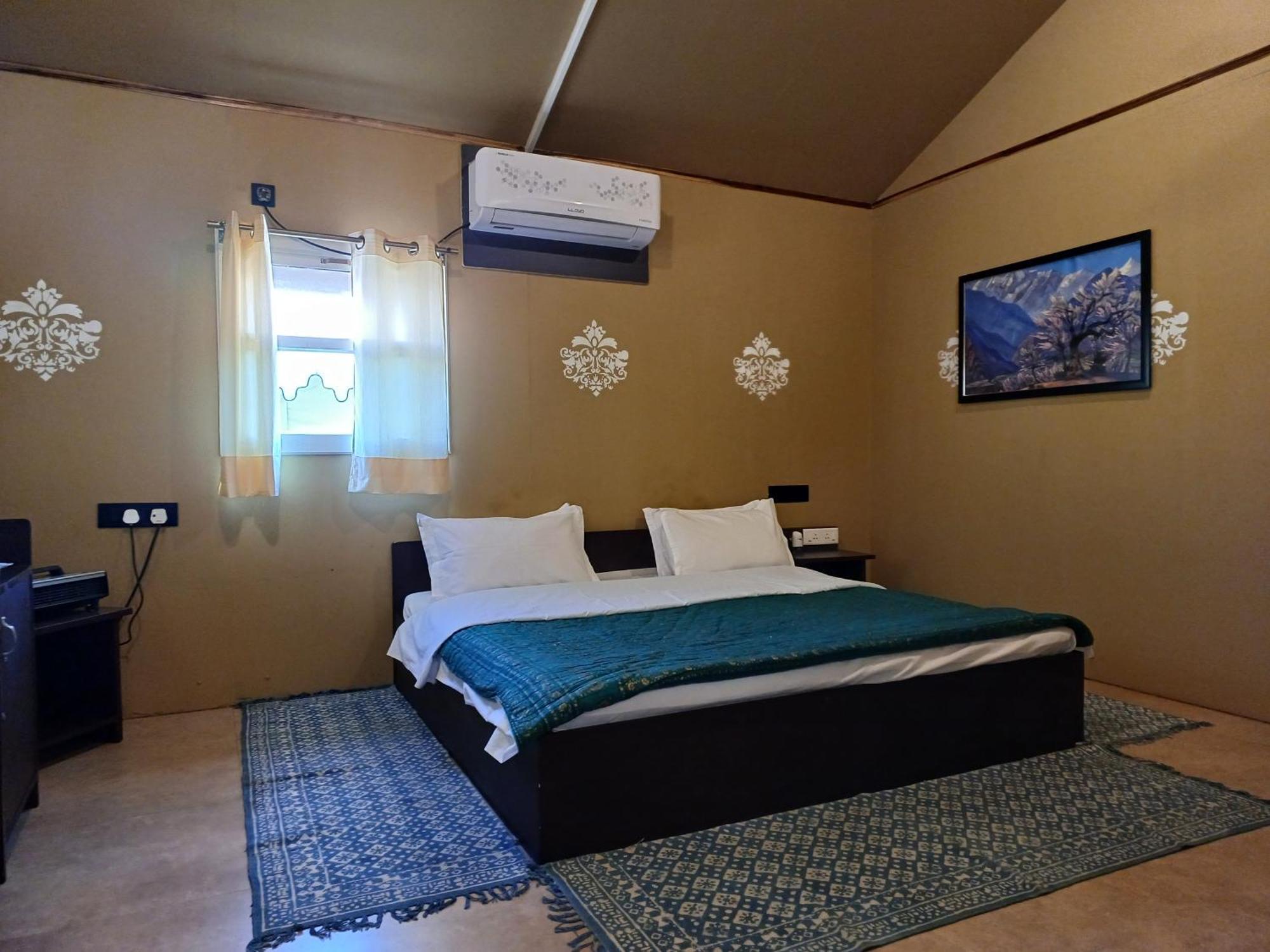 Shivir Aranya Hotel Alwar Bagian luar foto