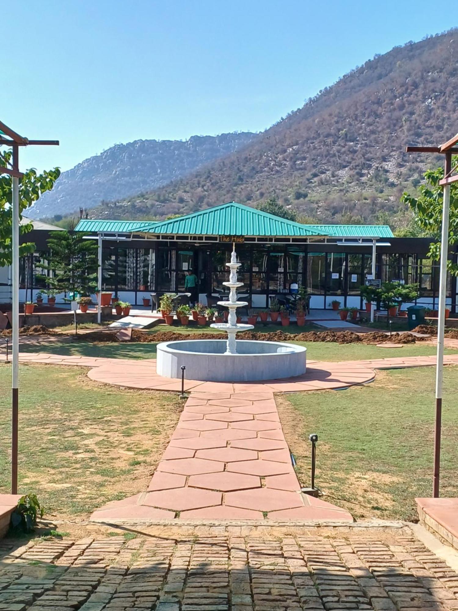Shivir Aranya Hotel Alwar Bagian luar foto