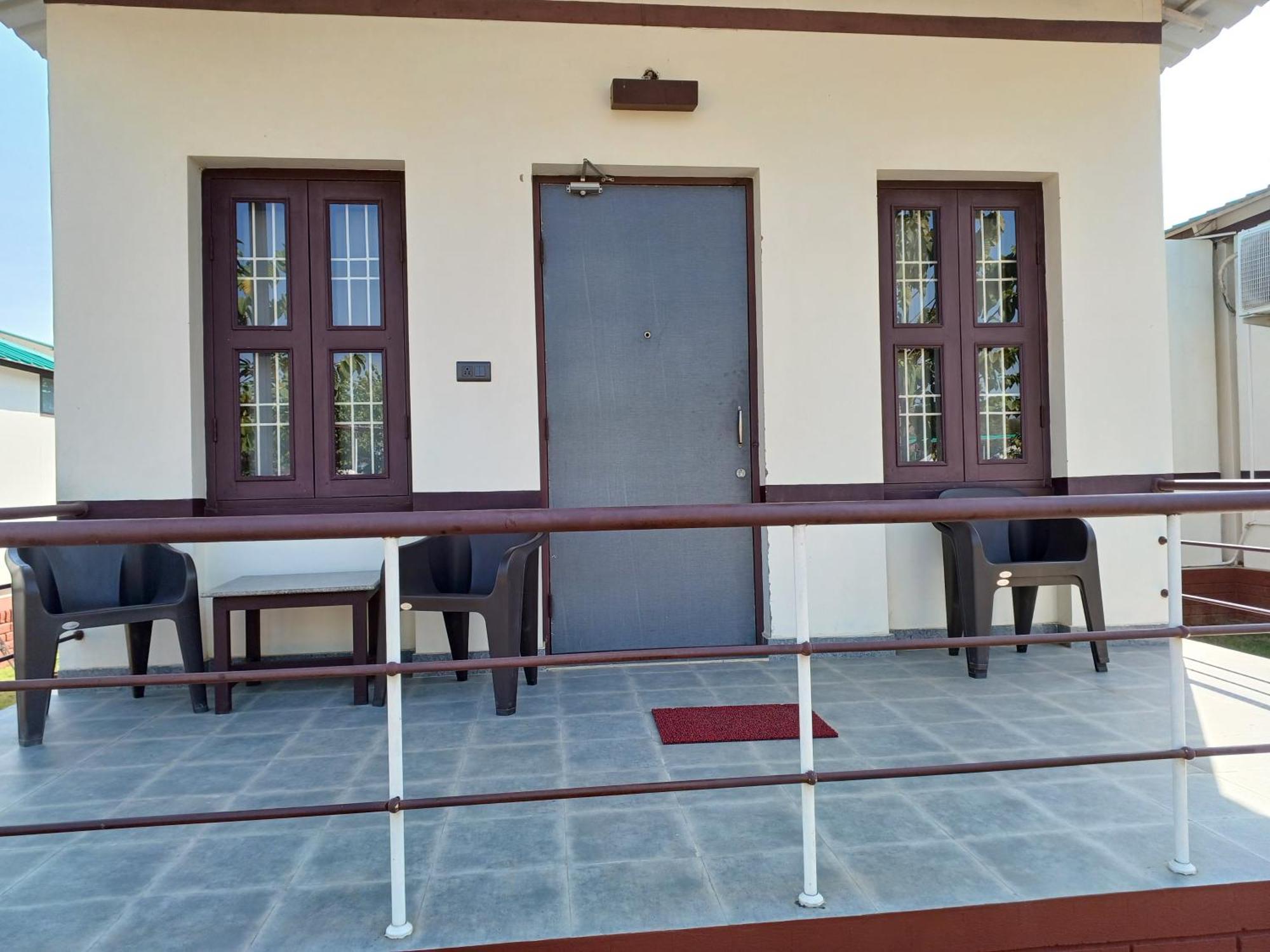 Shivir Aranya Hotel Alwar Bagian luar foto